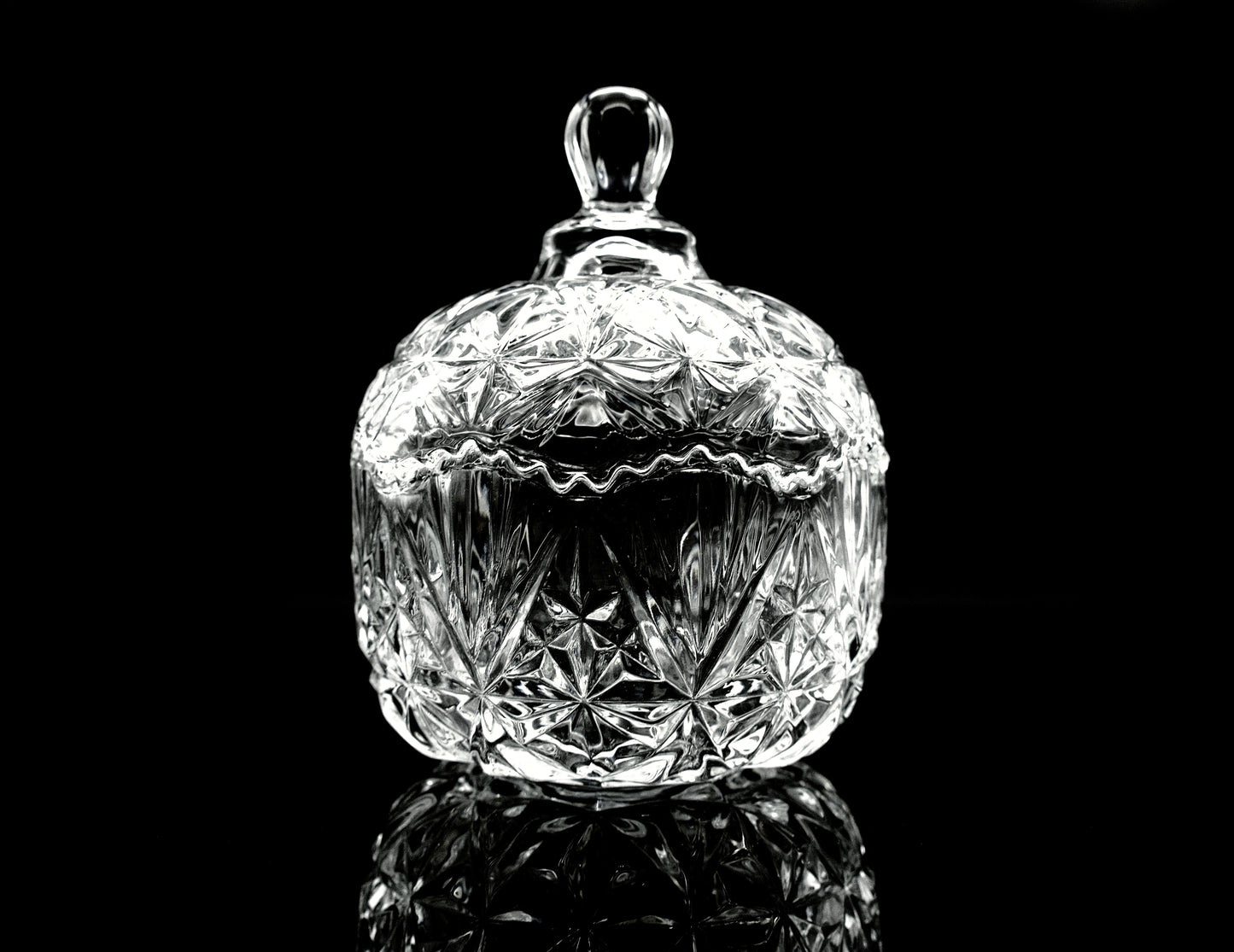 Full Of Stars Style Crystal Degaussing Glass Bowl