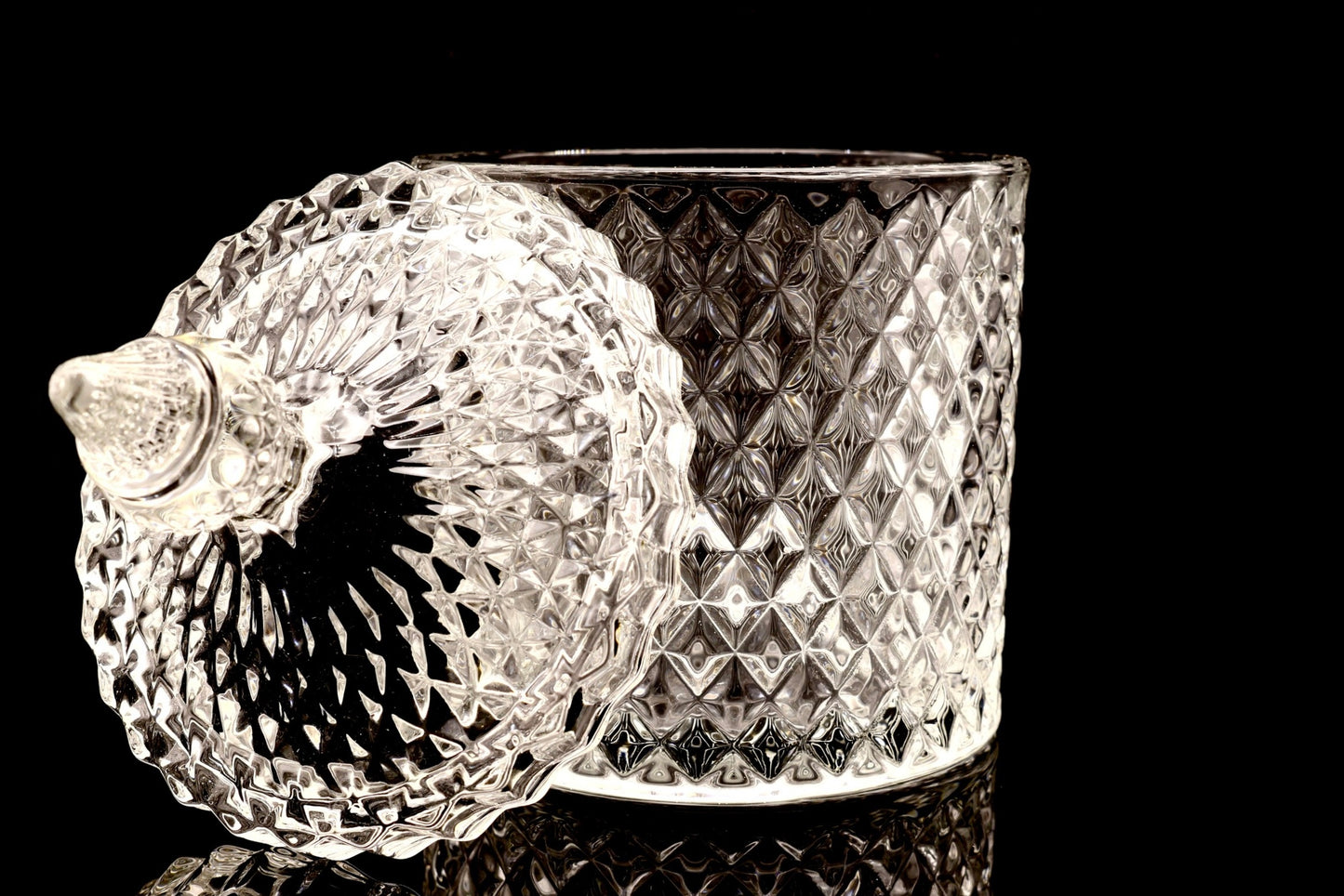 Big Cylinder Style Crystal Degaussing Glass Bowl
